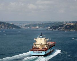 Ucrania dice que Rusia planta minas en el Mar Negro a medida que crecen los peligros del transporte marítimo