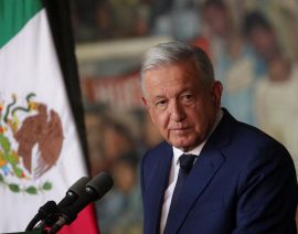 Presidente mexicano dice que gobierno no puede comprar maíz genéticamente modificado